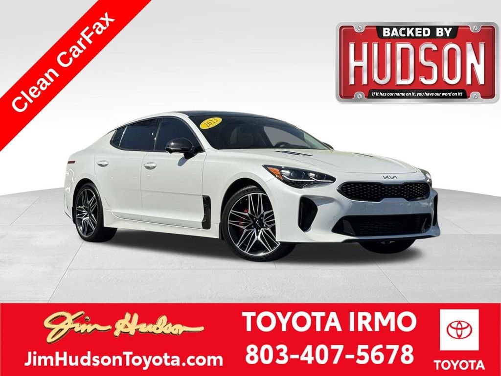 2023 Kia Stinger GT2's photo