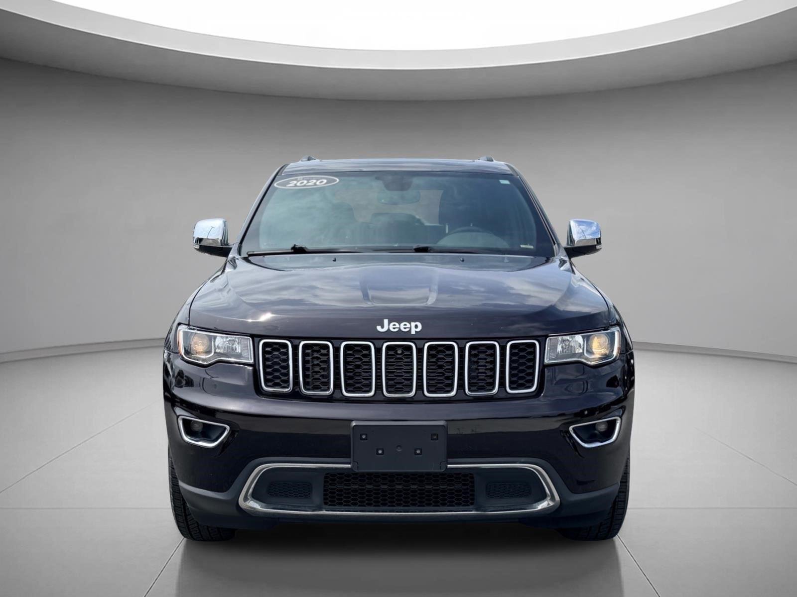 Used 2020 Diamond Black Crystal Pearlcoat Jeep Limited image 11