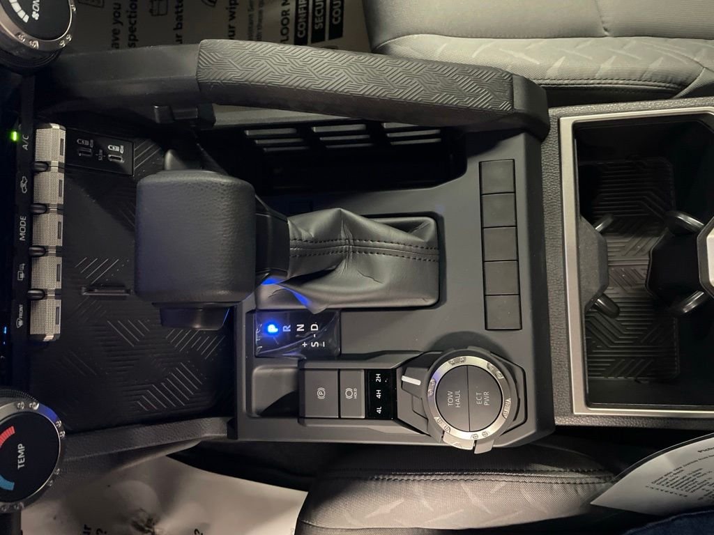 2026 Toyota Tacoma SR5 - Photo 26