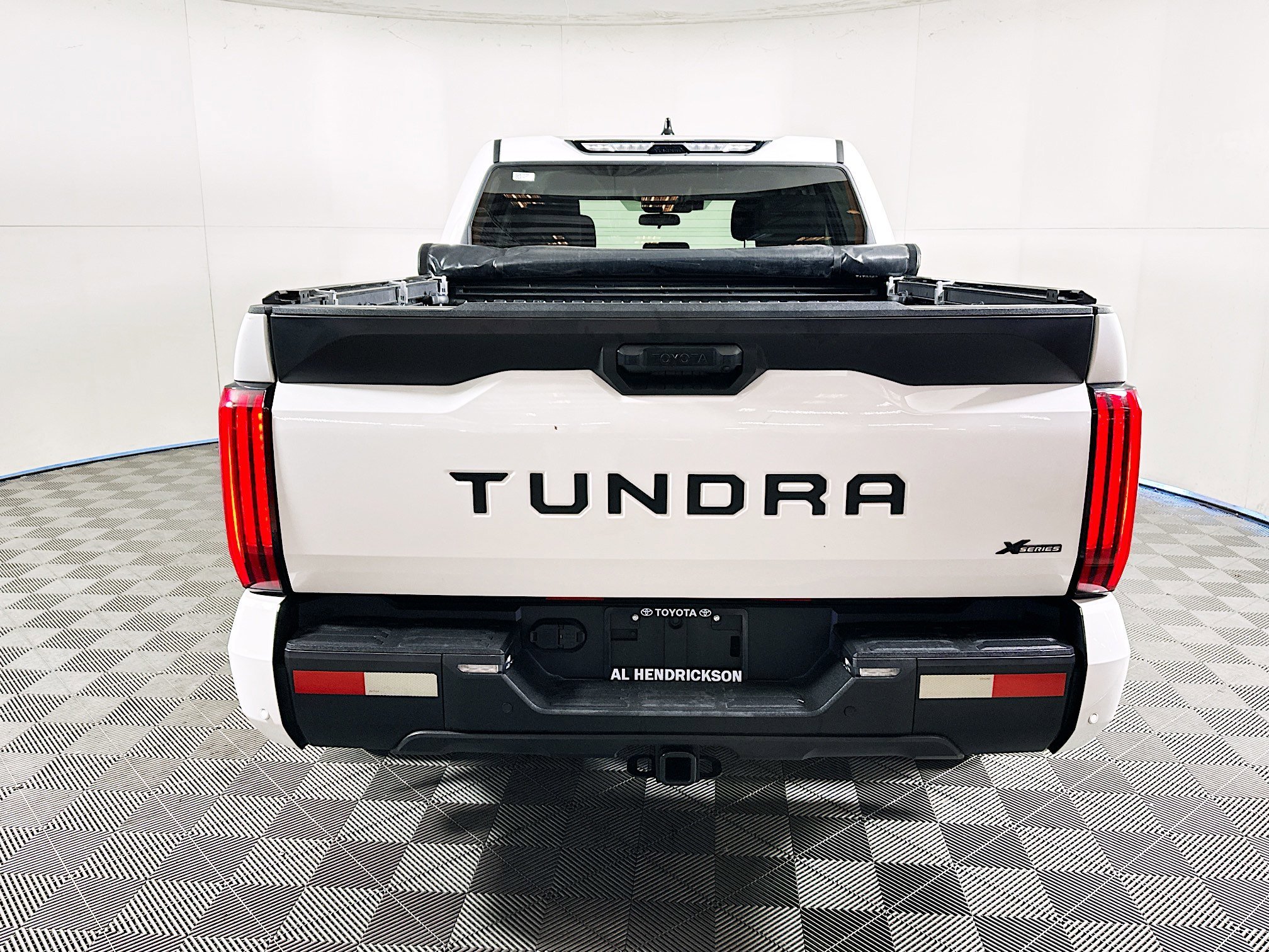 2023 Toyota Tundra thumbnail 6