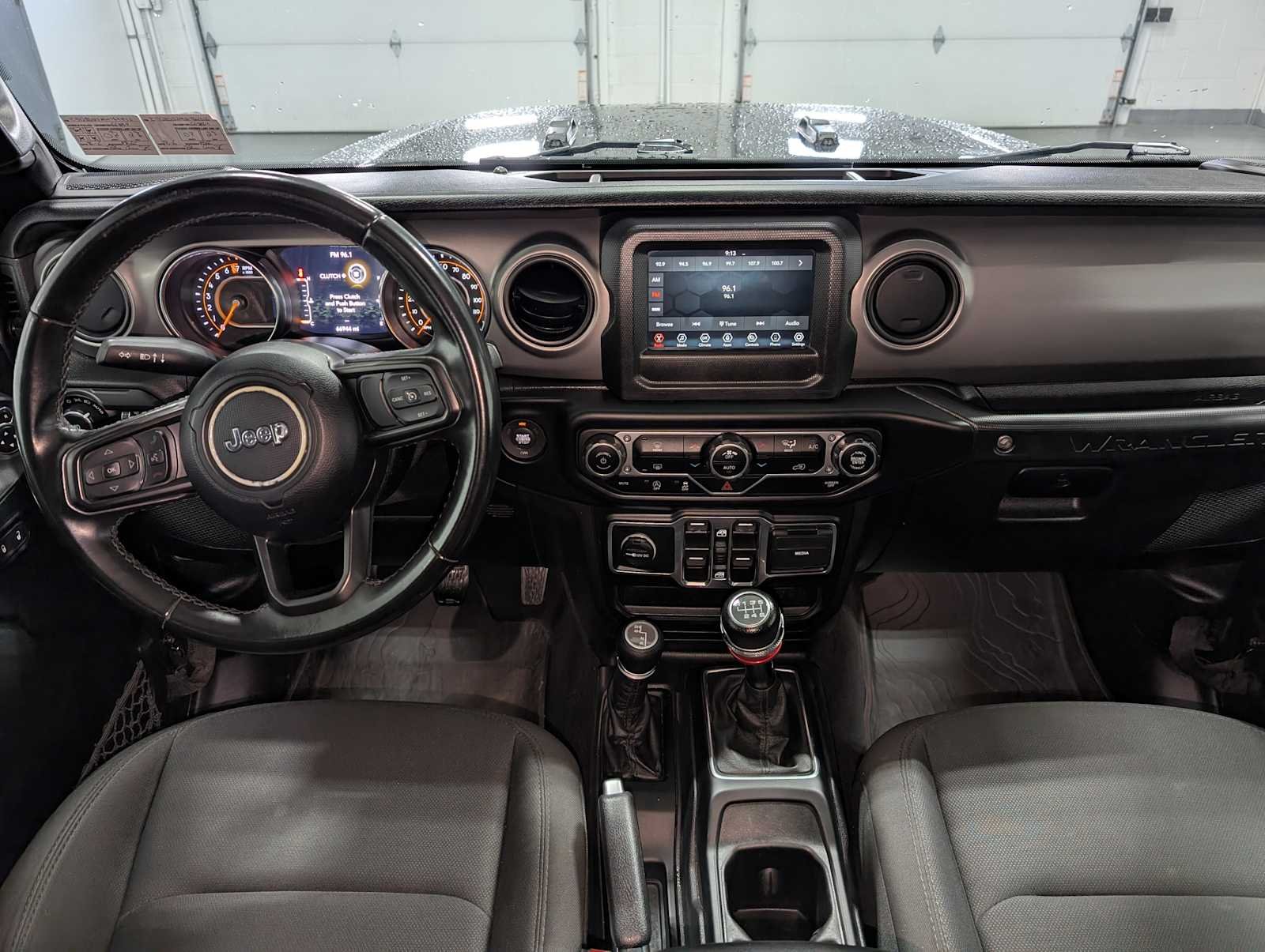 Used 2021 Granite Crystal Clearcoat Metallic Jeep Unlimited Willys image 16