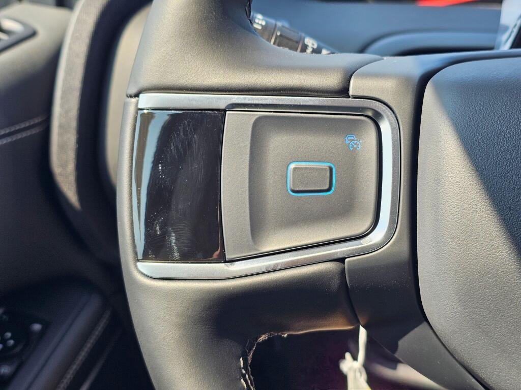 New 2027 Agate Black Metallic Ford MAX Platinum image 29