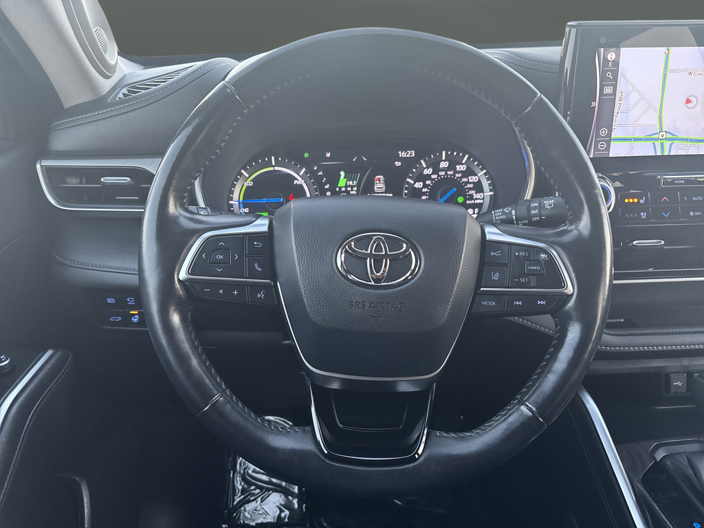 2020 Toyota Highlander Platinum - Photo 17