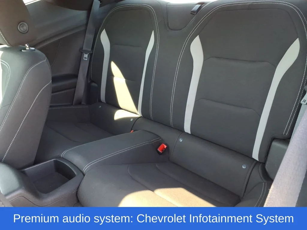 Used 2023 White Chevrolet 1LT image 15