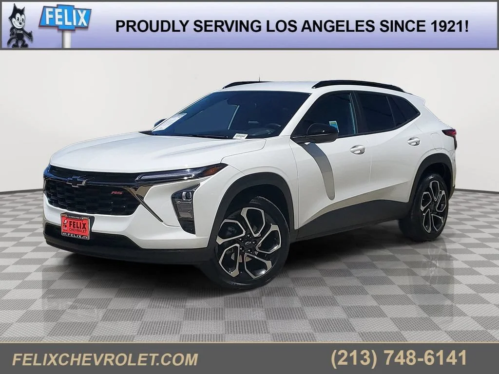 Used 2026 Summit White Chevrolet 2RS image 1