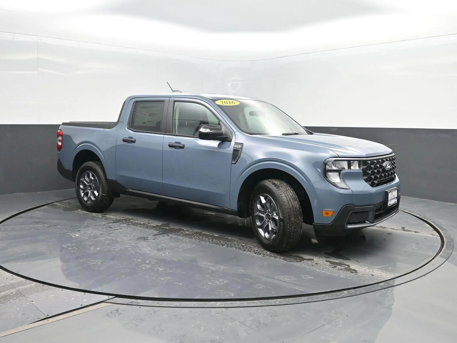 New 2026 Azure Gray Metallic Tri-Coat Ford XLT image 4