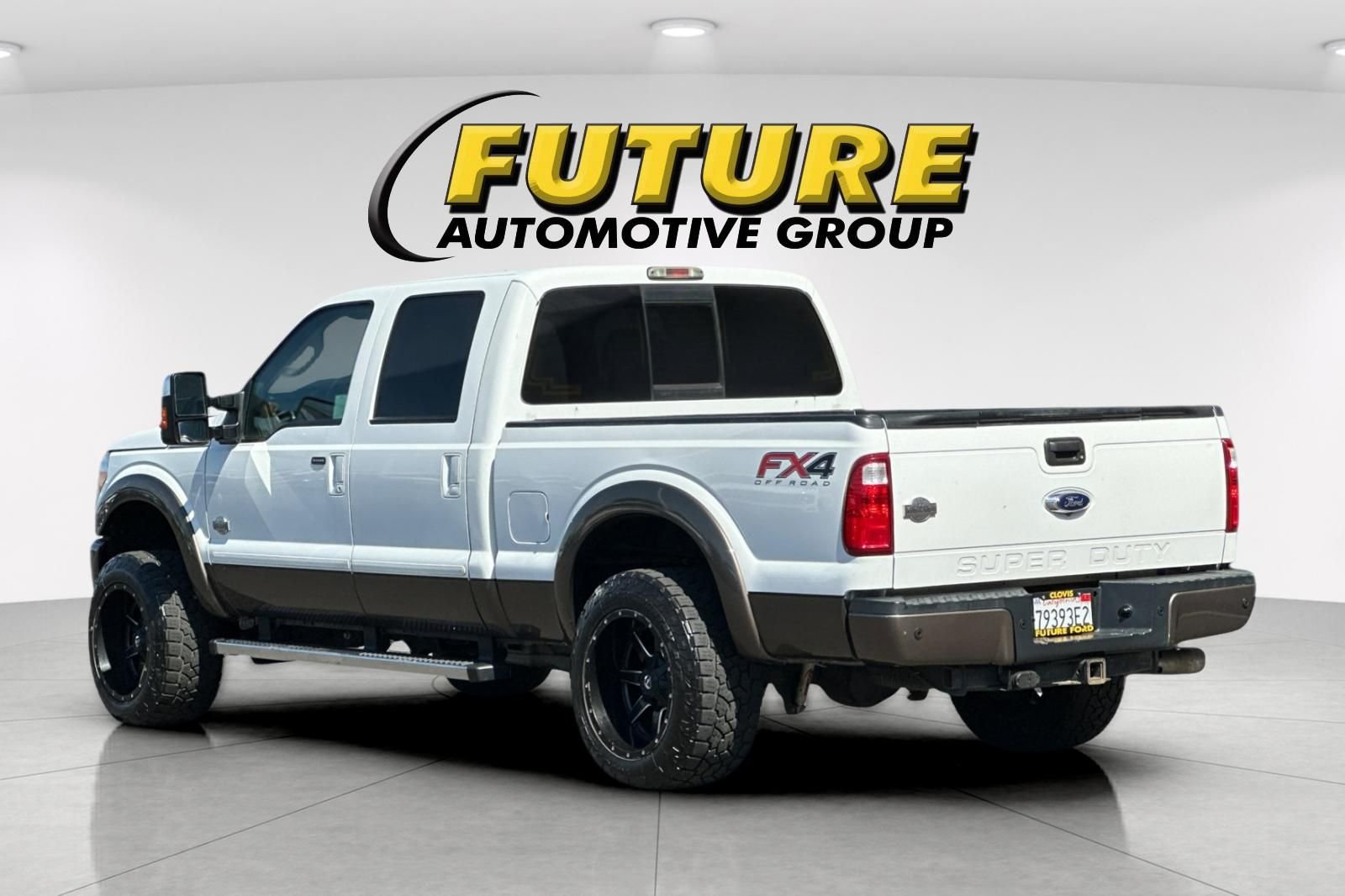 Used 2016 White Ford King Ranch image 5