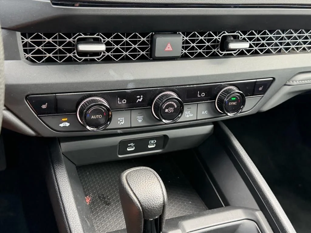 Used 2023  Honda EX image 23