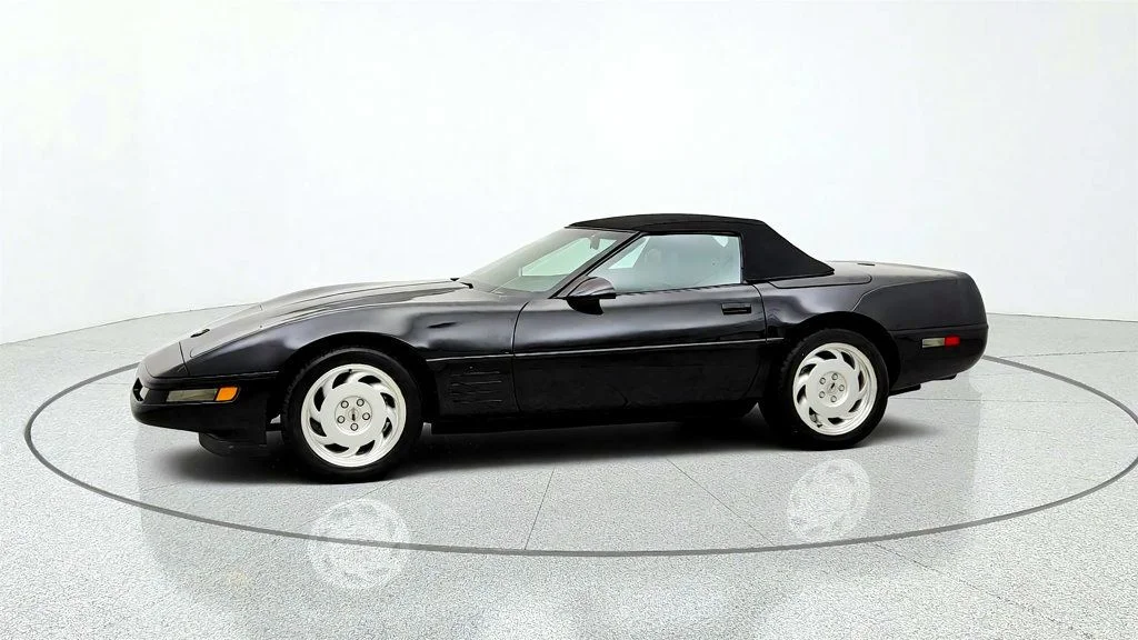Used 1991 Black Chevrolet 2dr Convertible image 8