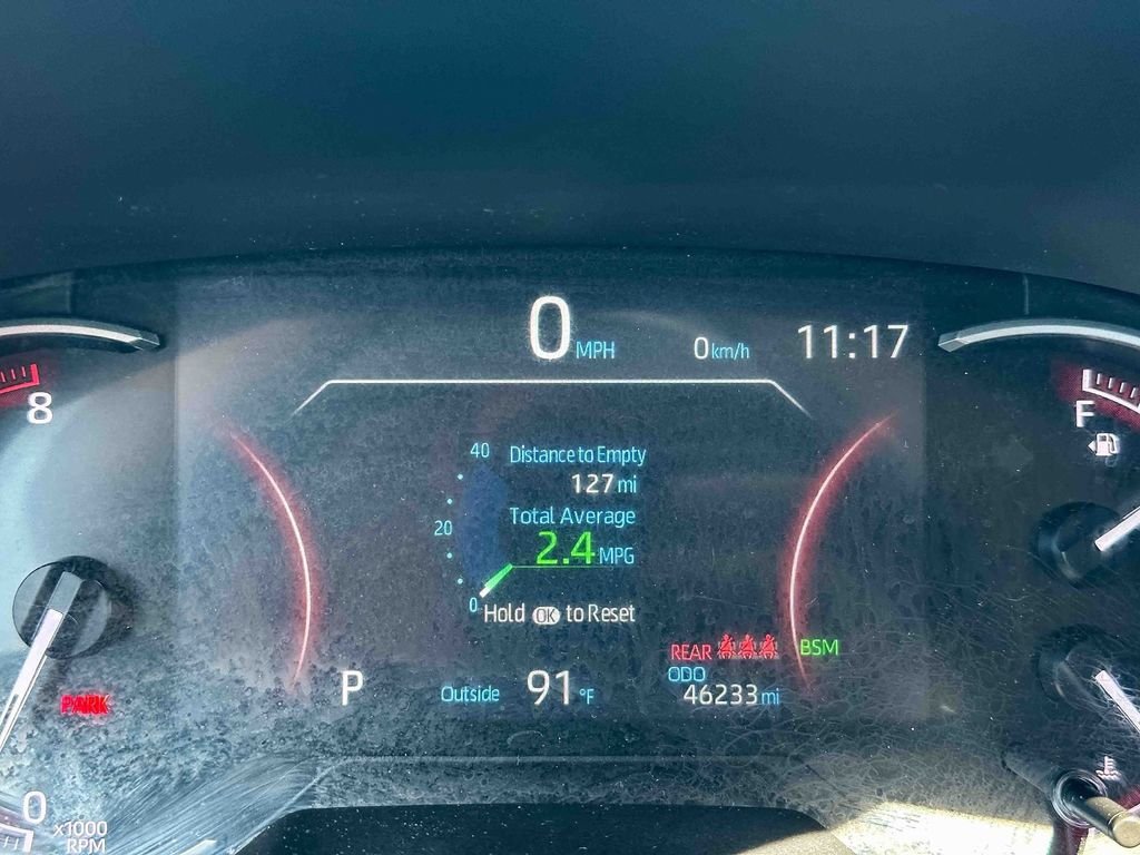 2025 Toyota RAV4 XLE - Photo 25