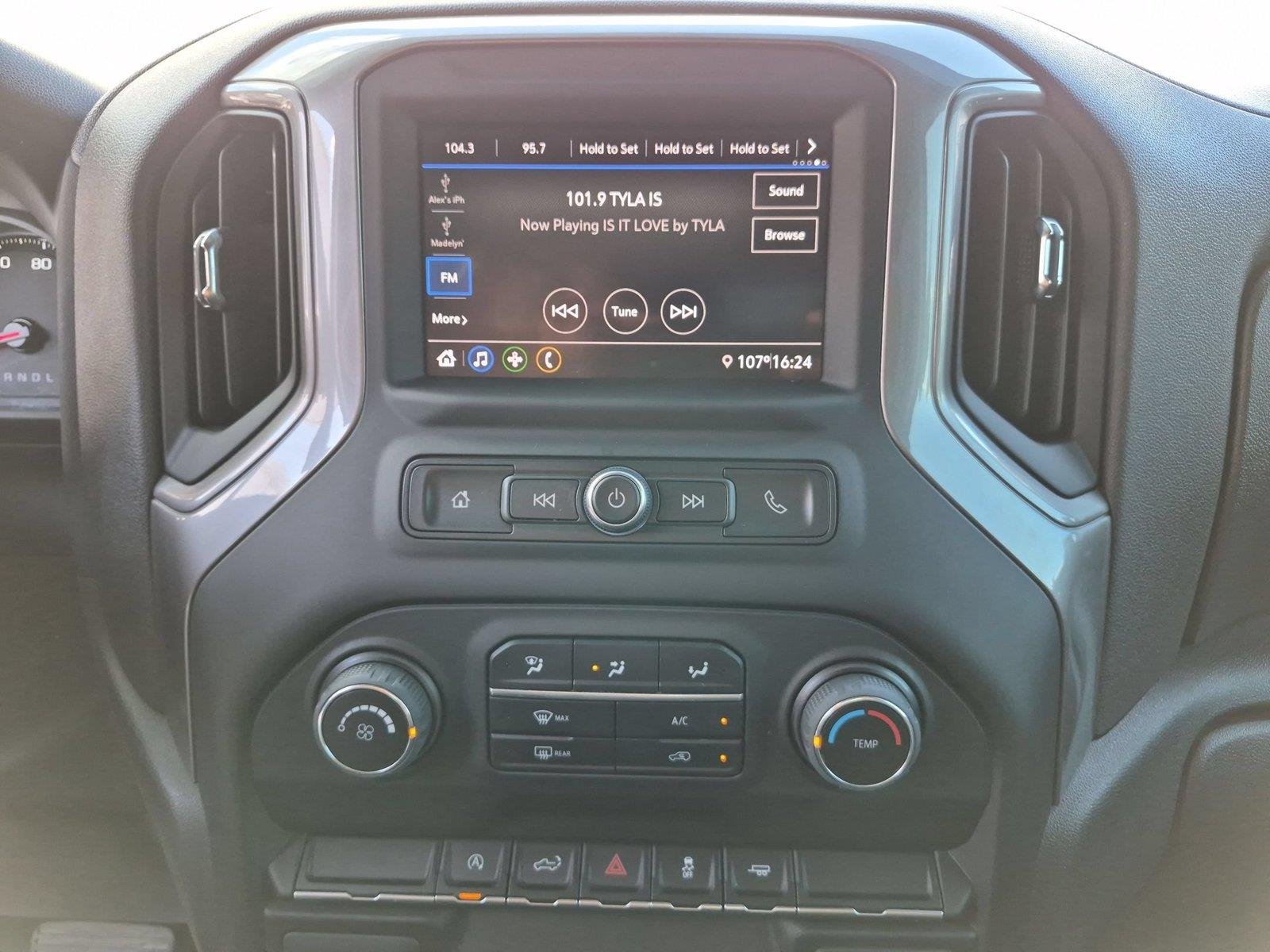 Used 2022 Northsky Blue Metallic Chevrolet Custom image 23