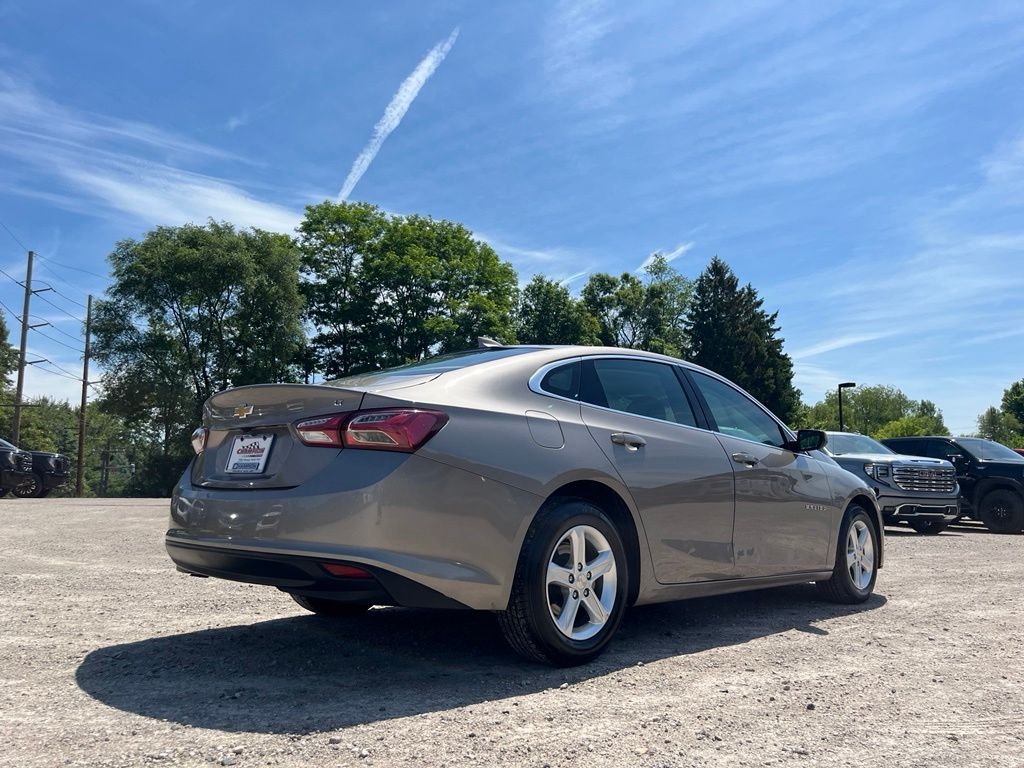Used 2022 Mineral Gray Metallic Chevrolet LT image 7