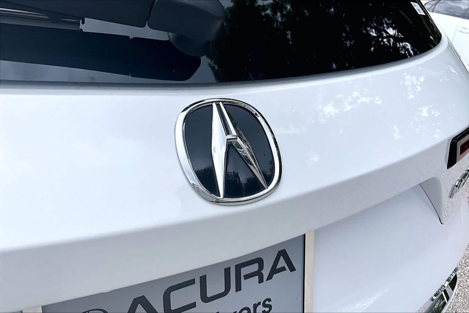 Used 2024 Platinum White Pearl Acura w/Technology Package image 31