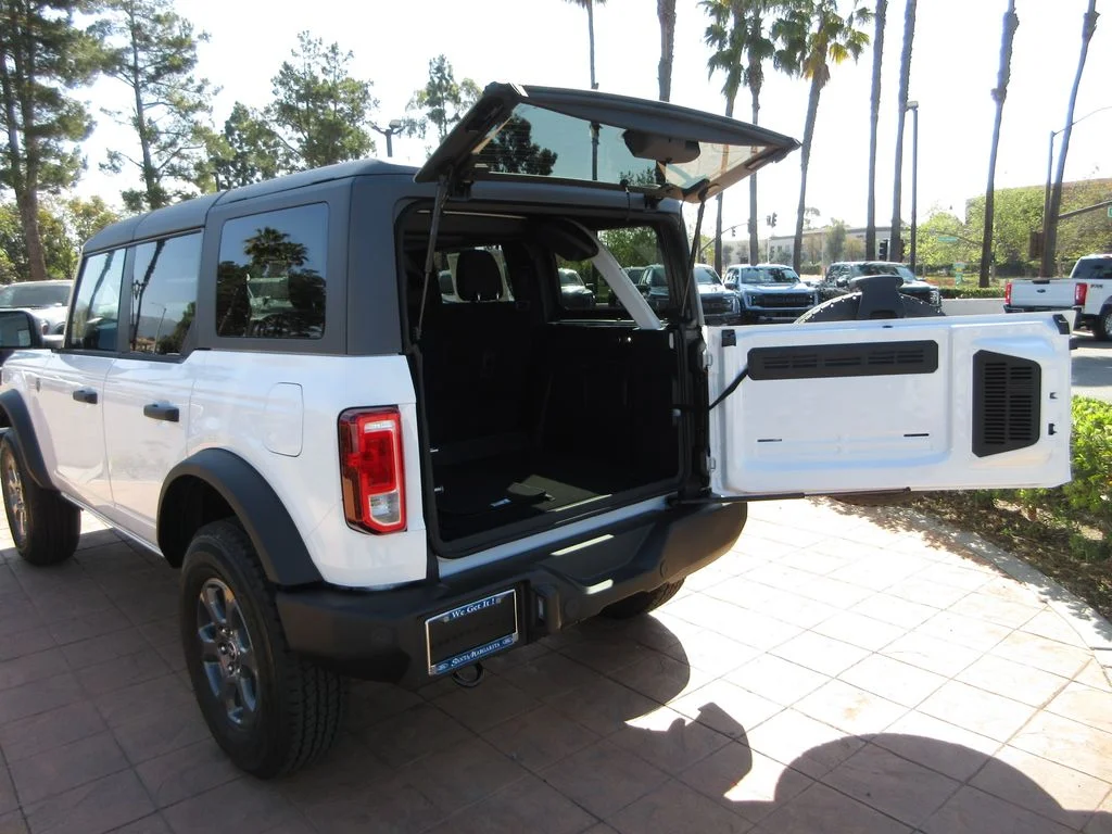 New 2026 Oxford White Ford Big Bend image 25