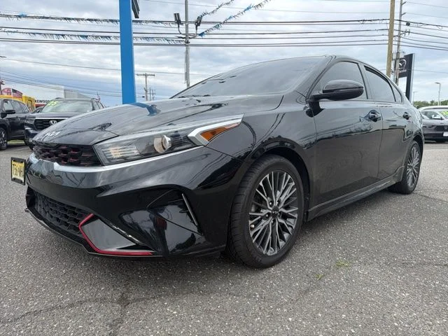 2023 Kia Forte GT-Line AT's photo