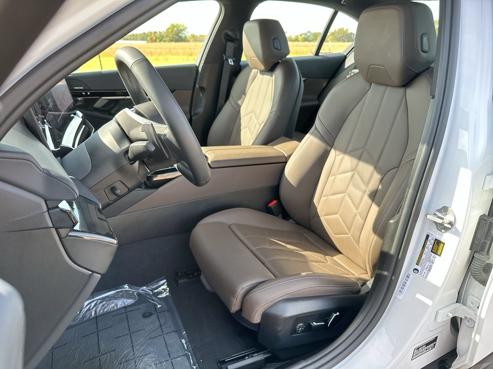Used 2024 Mineral White Metallic BMW 530i image 11
