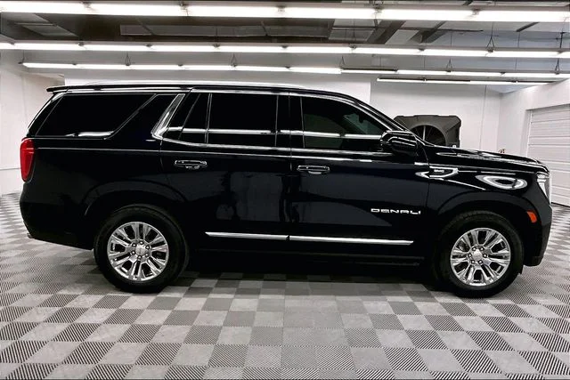 2023 GMC Yukon Denali - Photo 15