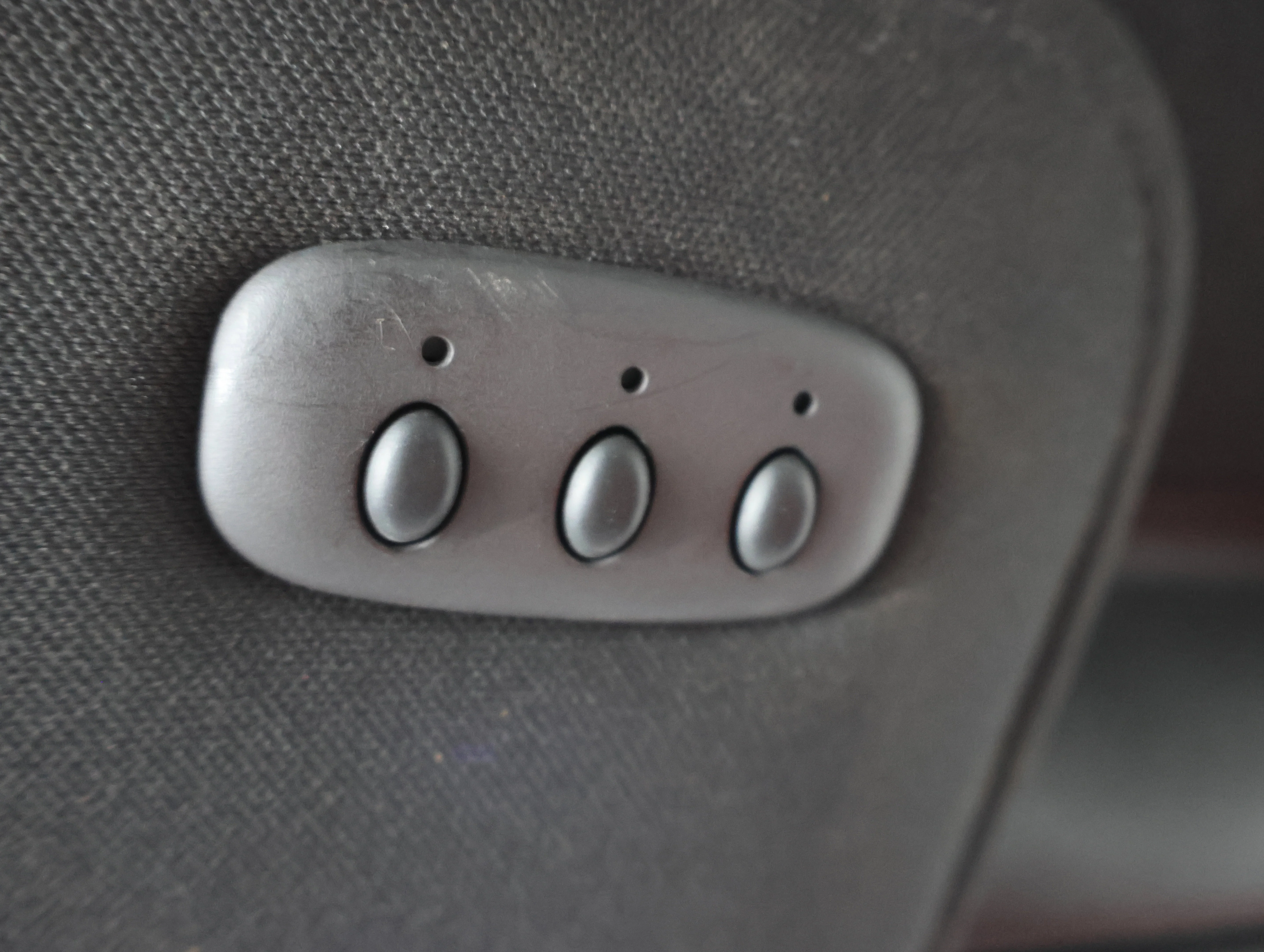 Used 2009 Cyber Gray Metallic Chevrolet Base image 39