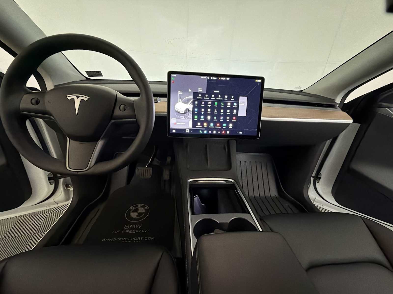 2023 Tesla Model Y Long Range - Photo 16
