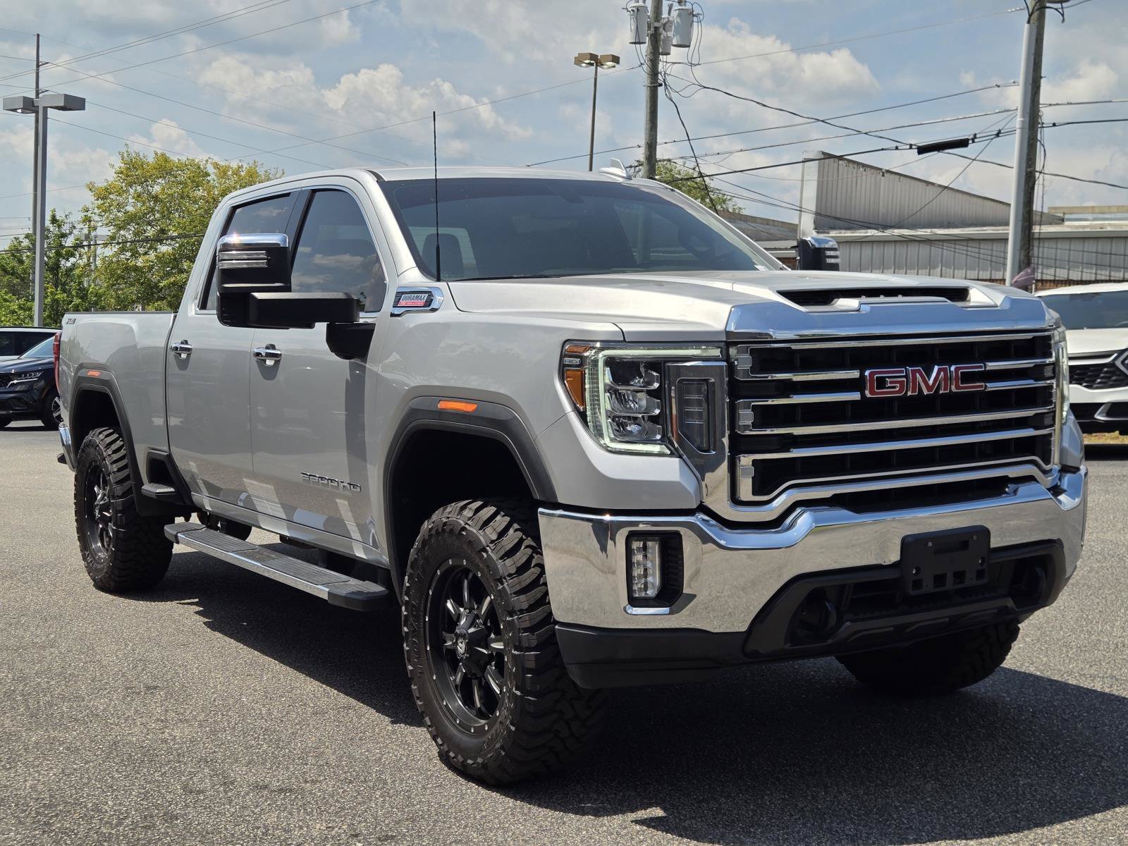 Used 2022 Quicksilver Metallic GMC SLT image 3