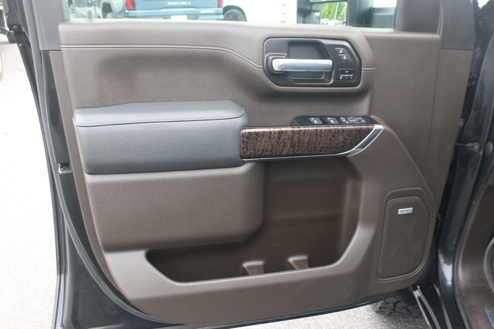 Used 2023 Ebony Twilight Metallic GMC Denali image 14