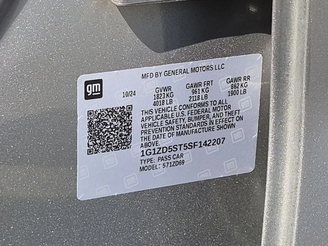 Used 2025 Gray Chevrolet LT image 26