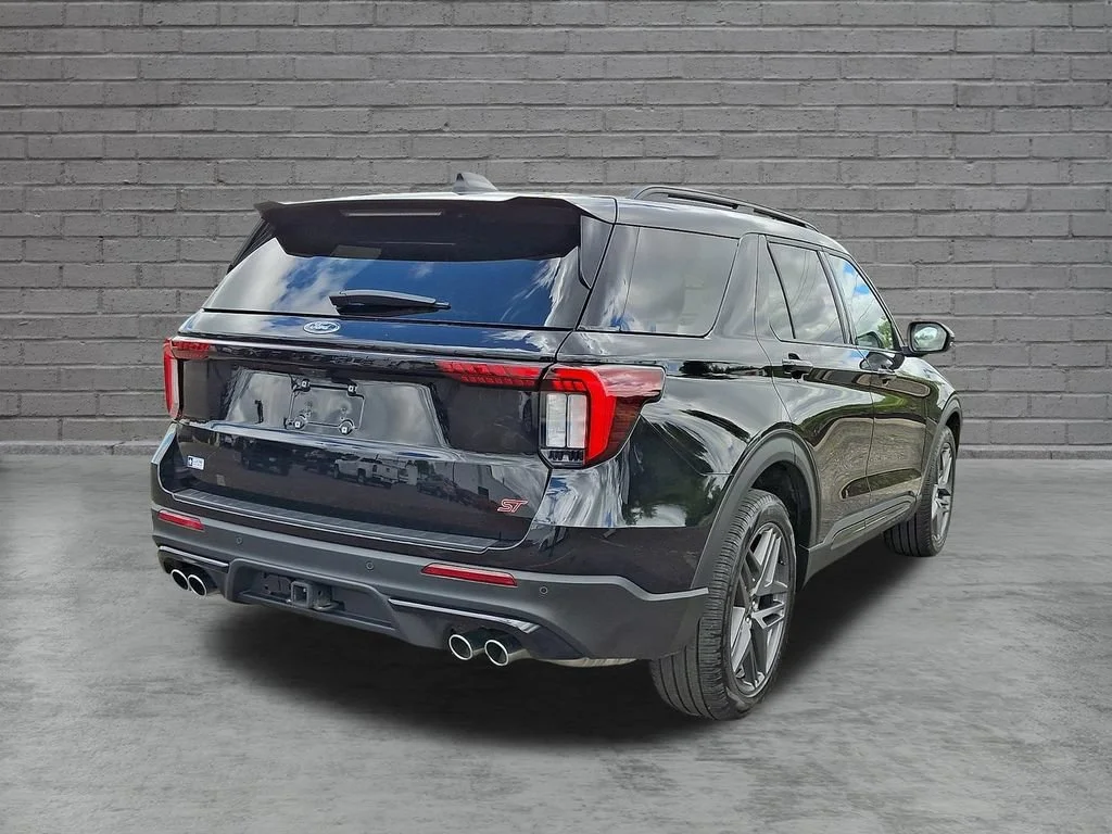 Used 2025 Black Ford ST image 11