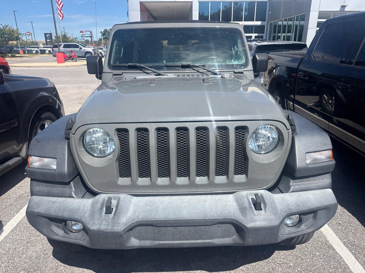 Used 2021 Gray Jeep Unlimited Sport S image 2