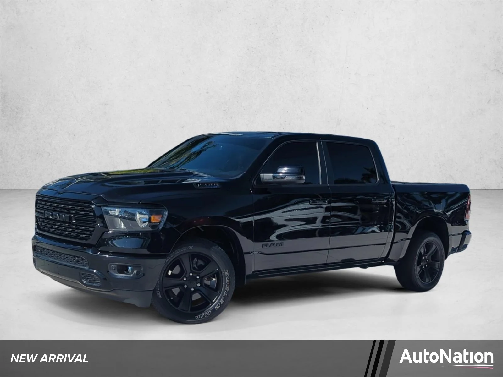 2024 RAM 1500 Big Horn/Lone Star Crew Cab 5'7's photo