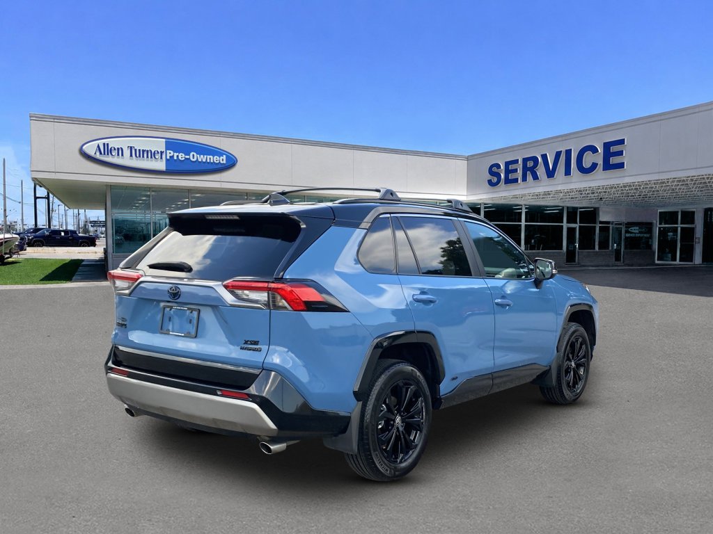 2024 Toyota RAV4 XSE - Photo 8