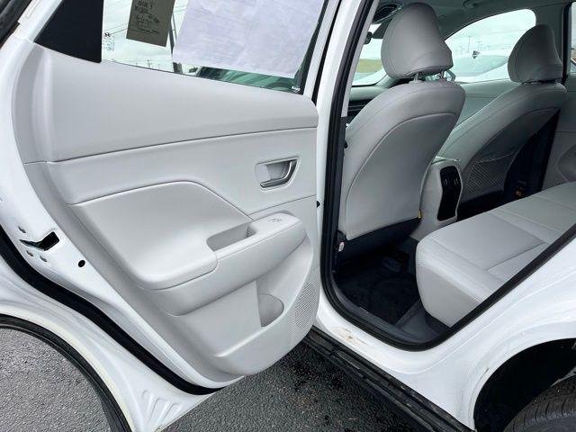 2026 Hyundai Kona SEL Premium - Photo 17