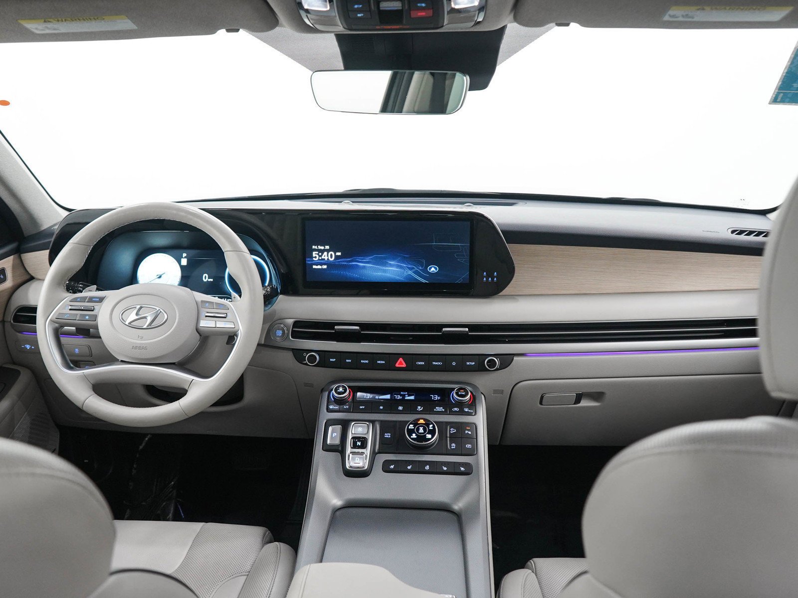 2024 Hyundai Palisade Limited - Photo 14