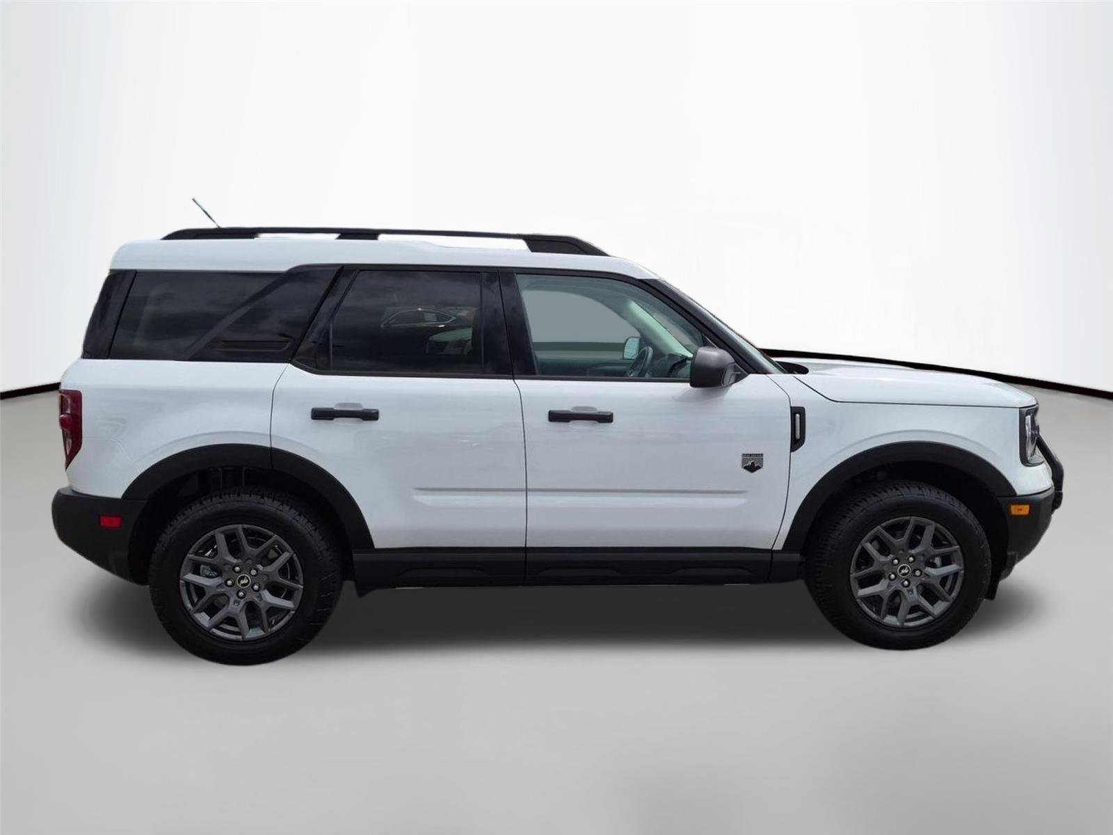 Used 2025 Oxford White Ford Big Bend image 4