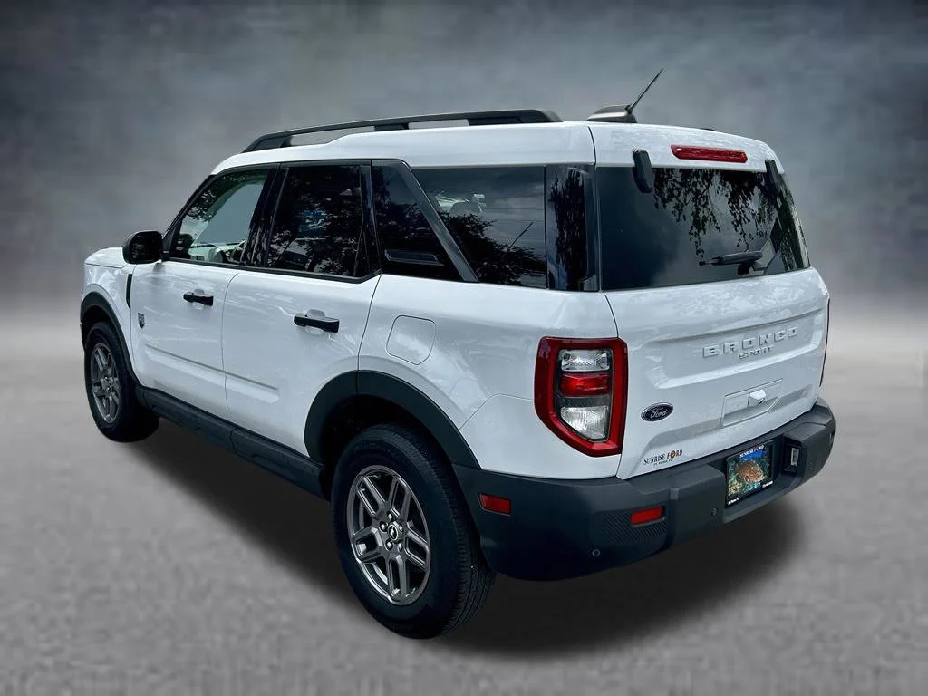 Certified Used 2025 Oxford White Ford Big Bend image 8