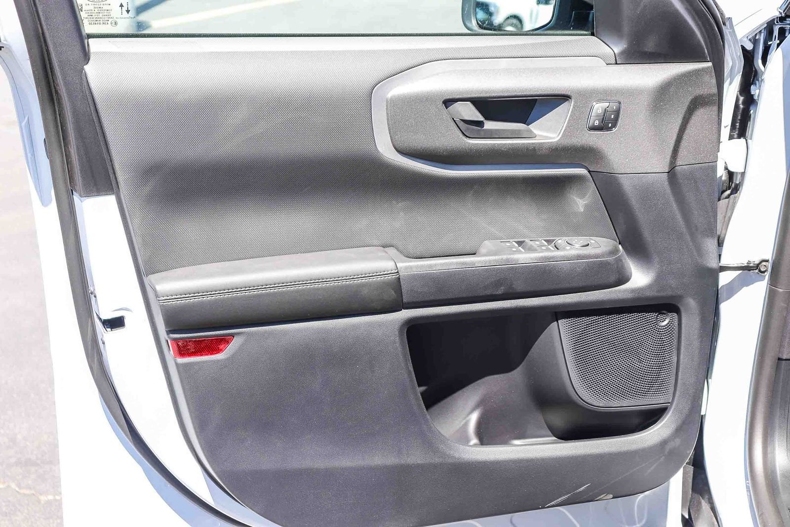 New 2026 Space White Metallic Ford Outer Banks® image 21