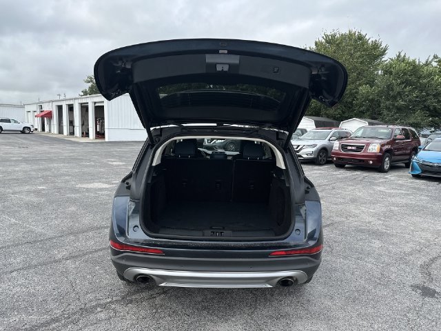 Used 2021 Blue Lincoln Reserve image 23