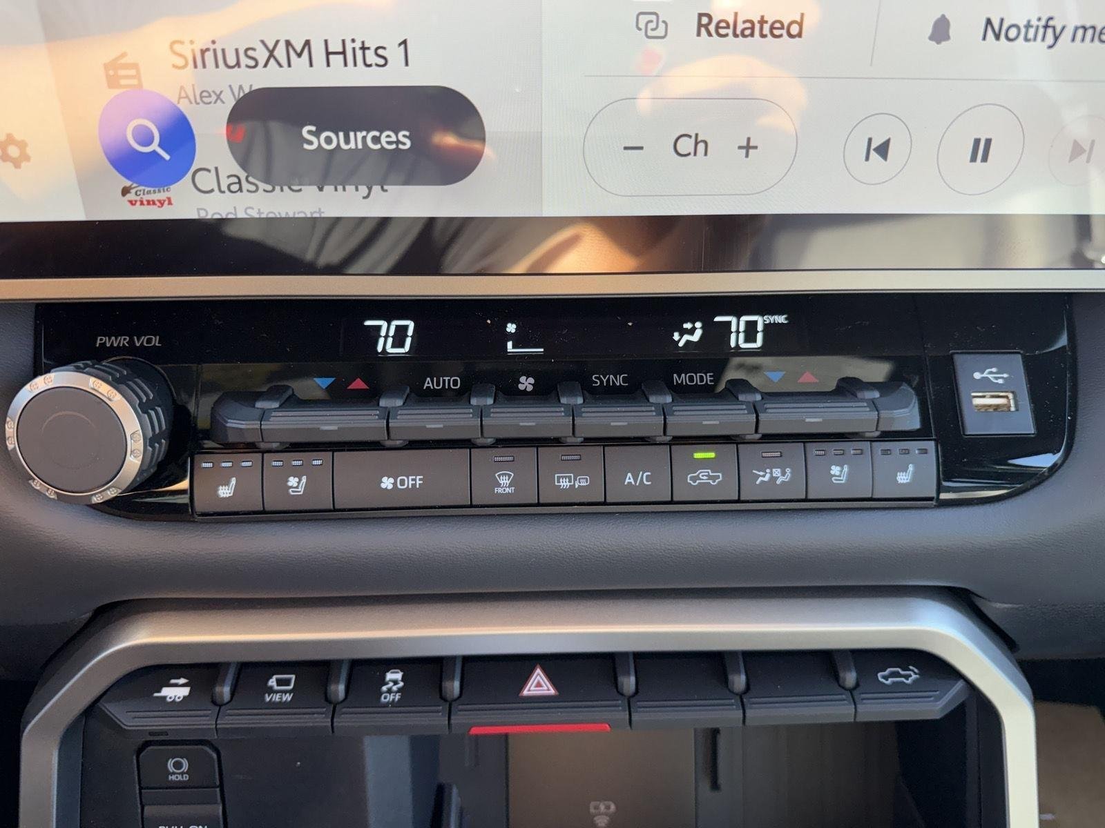 2026 Toyota Tundra Platinum - Photo 24