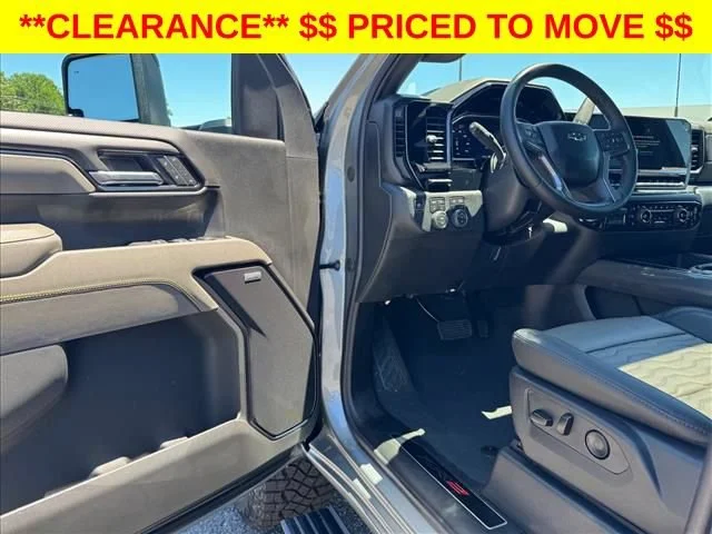 2026 Chevrolet Silverado 2500 HD ZR2 - Photo 22