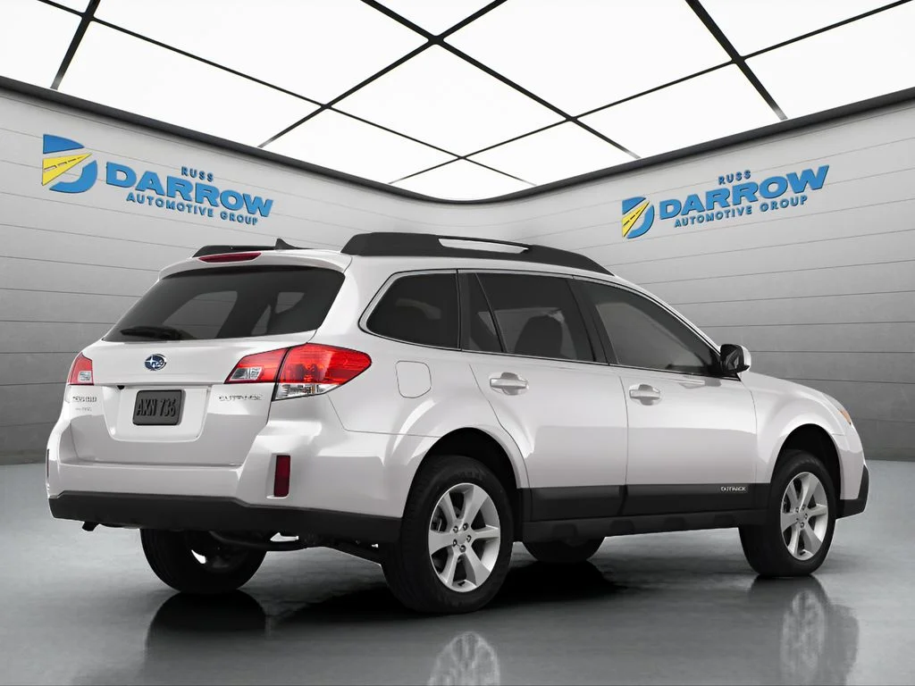 Used 2013 White Subaru 2.5i Premium image 3
