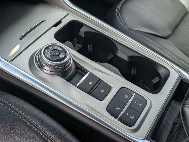 Used 2024 Silver Ford Limited image 18
