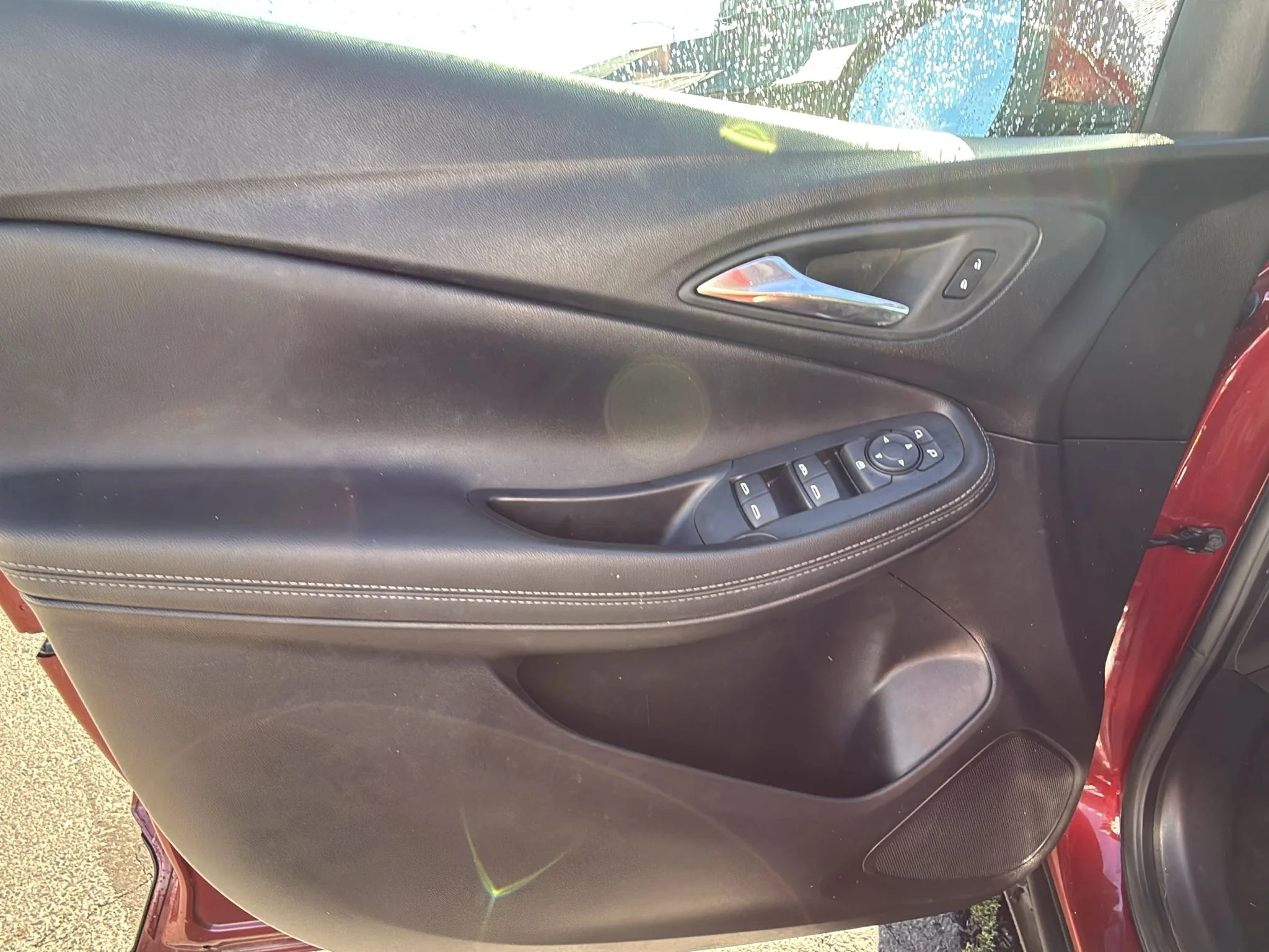 Used 2023 Cinnabar Metallic Buick Preferred image 9