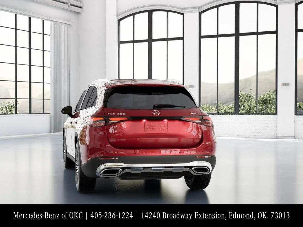 Used 2026 Red Mercedes-Benz GLC 300 image 26
