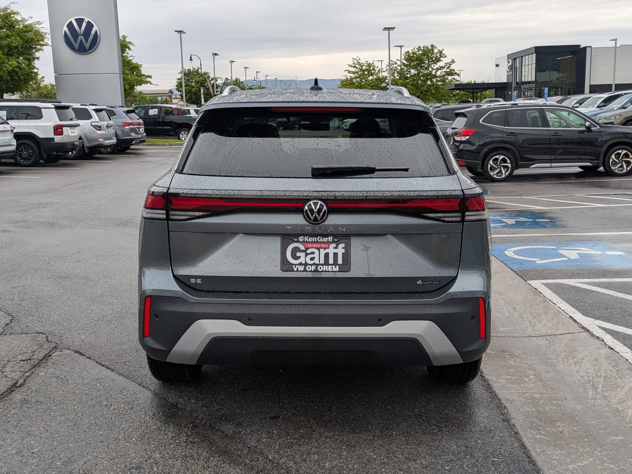 New 2026 Platinum Gray Metallic Volkswagen SE image 4