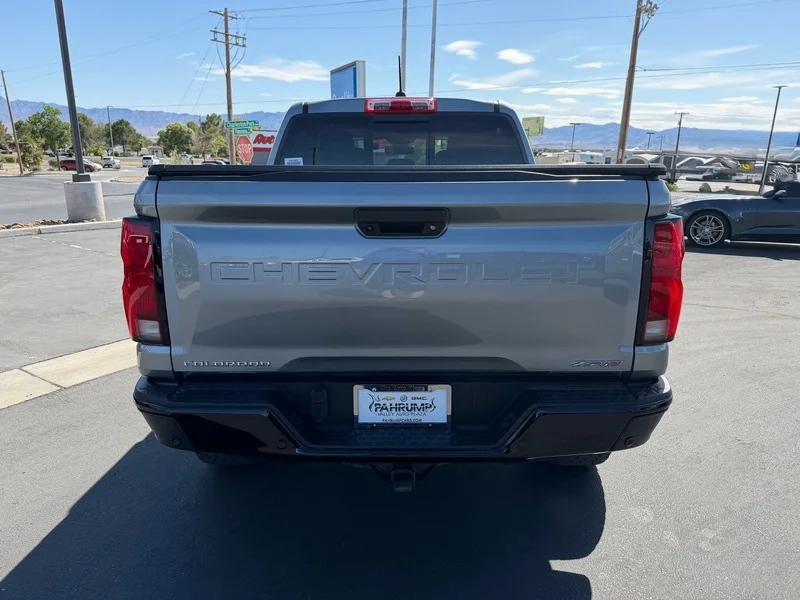 Used 2025 Sterling Gray Metallic Chevrolet ZR2 image 4