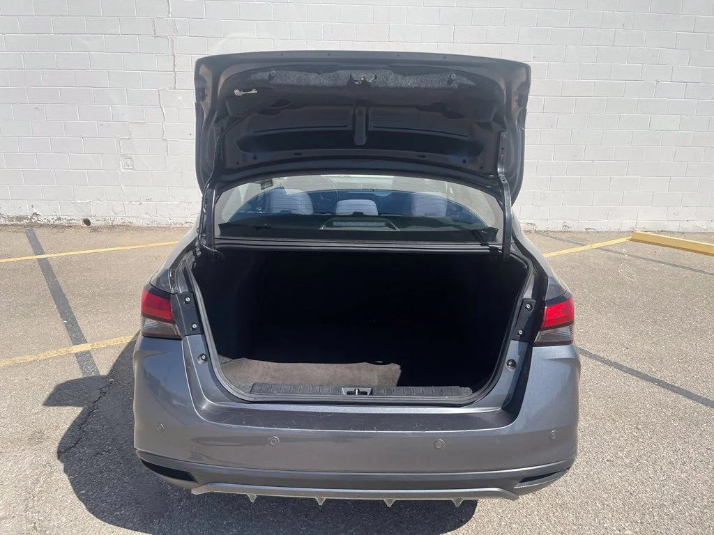 Used 2023 Gray Nissan SV image 6