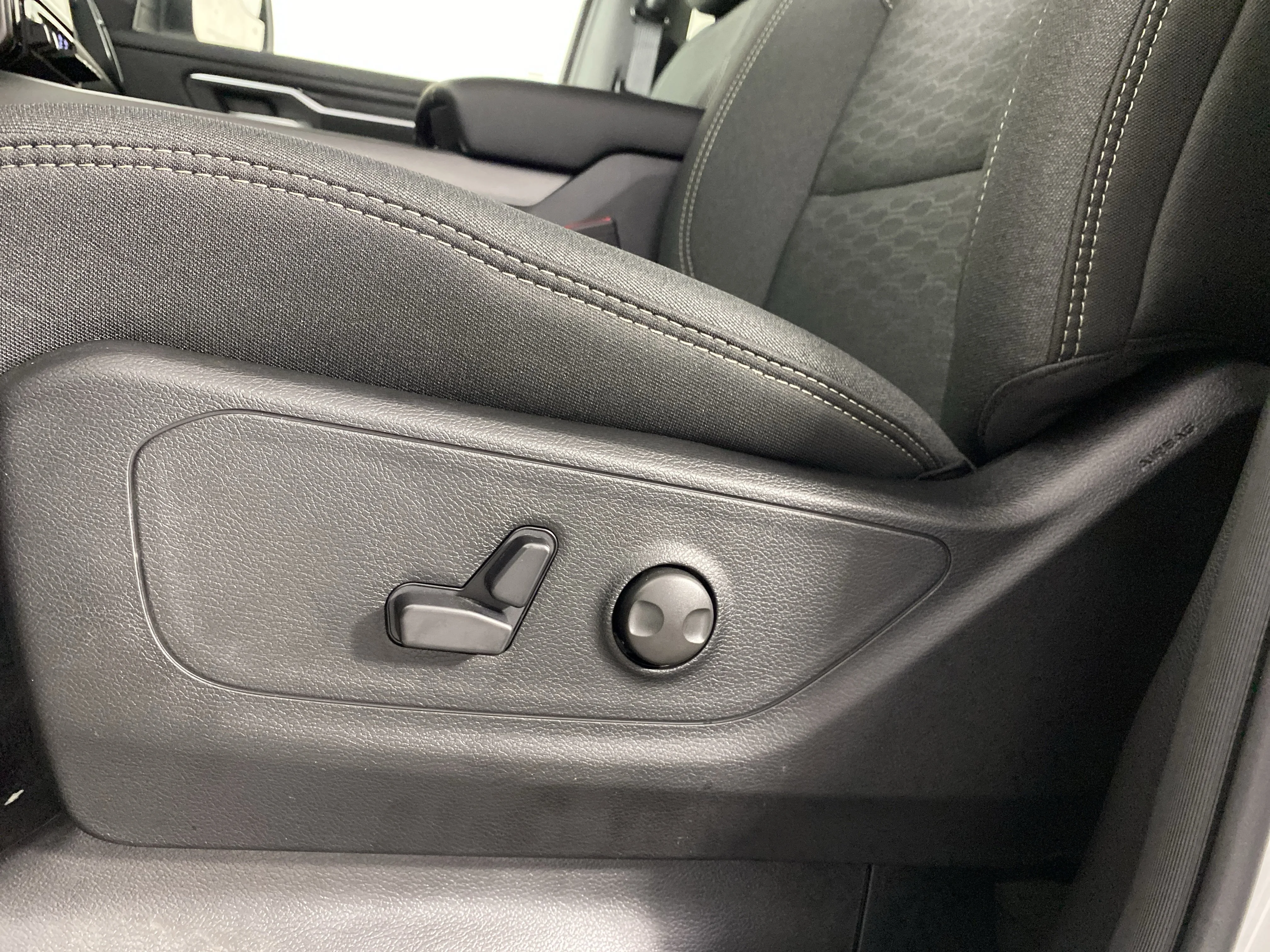 2026 RAM 1500 Big Horn/Lone Star - Photo 15
