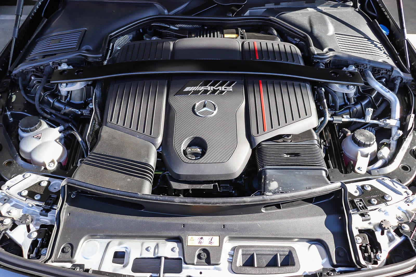 New 2027 MANUFAKTUR exclusive graphite grey magno Mercedes-Benz AMG® CLE 53 image 19