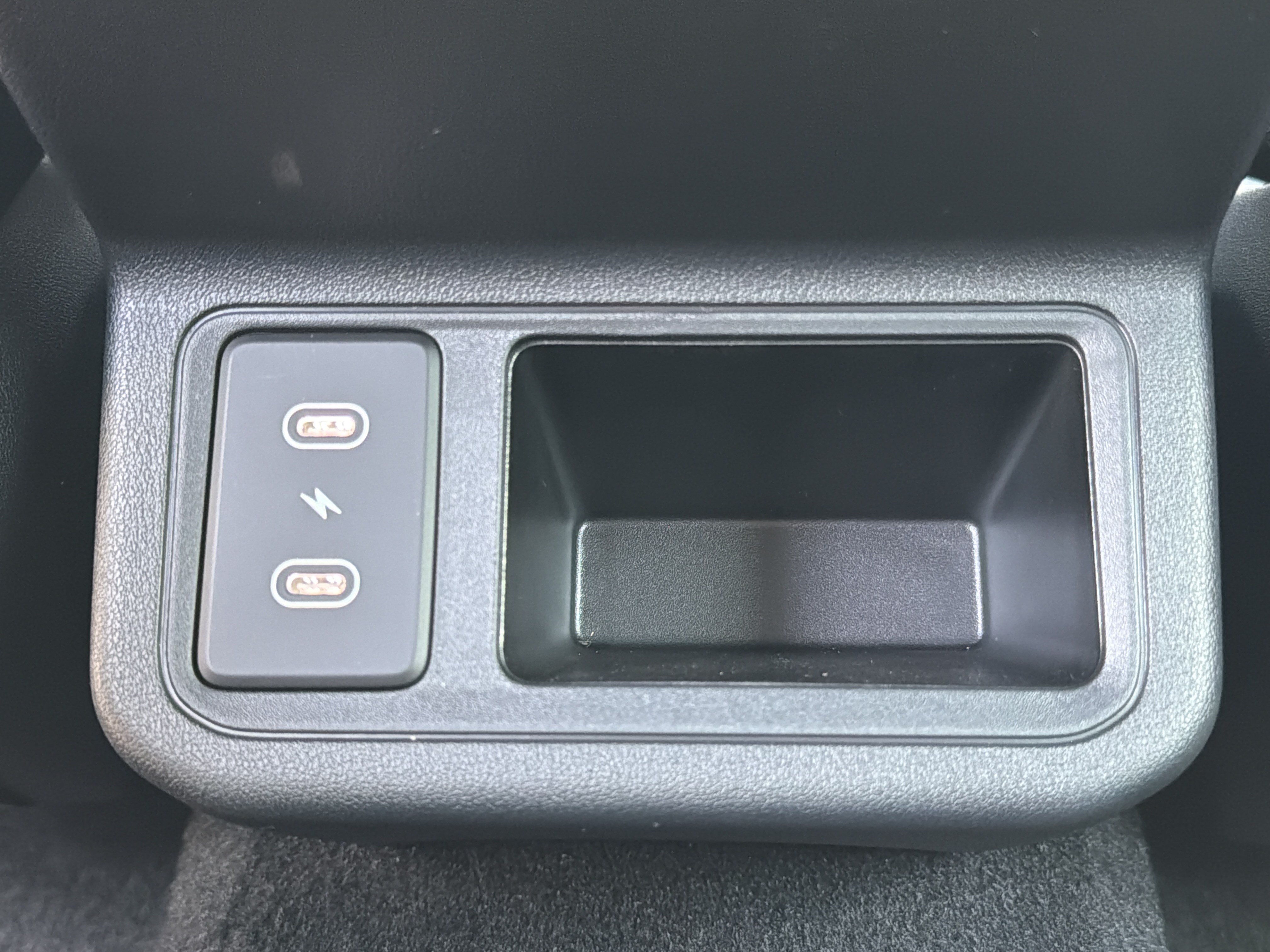 New 2026 Snow White Pearl Kia GT-Line image 21