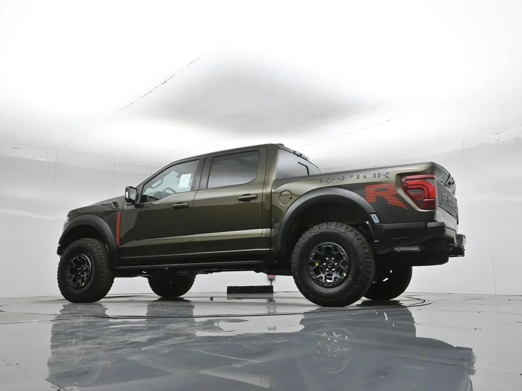 New 2026 Shelter Green Ford Raptor image 53