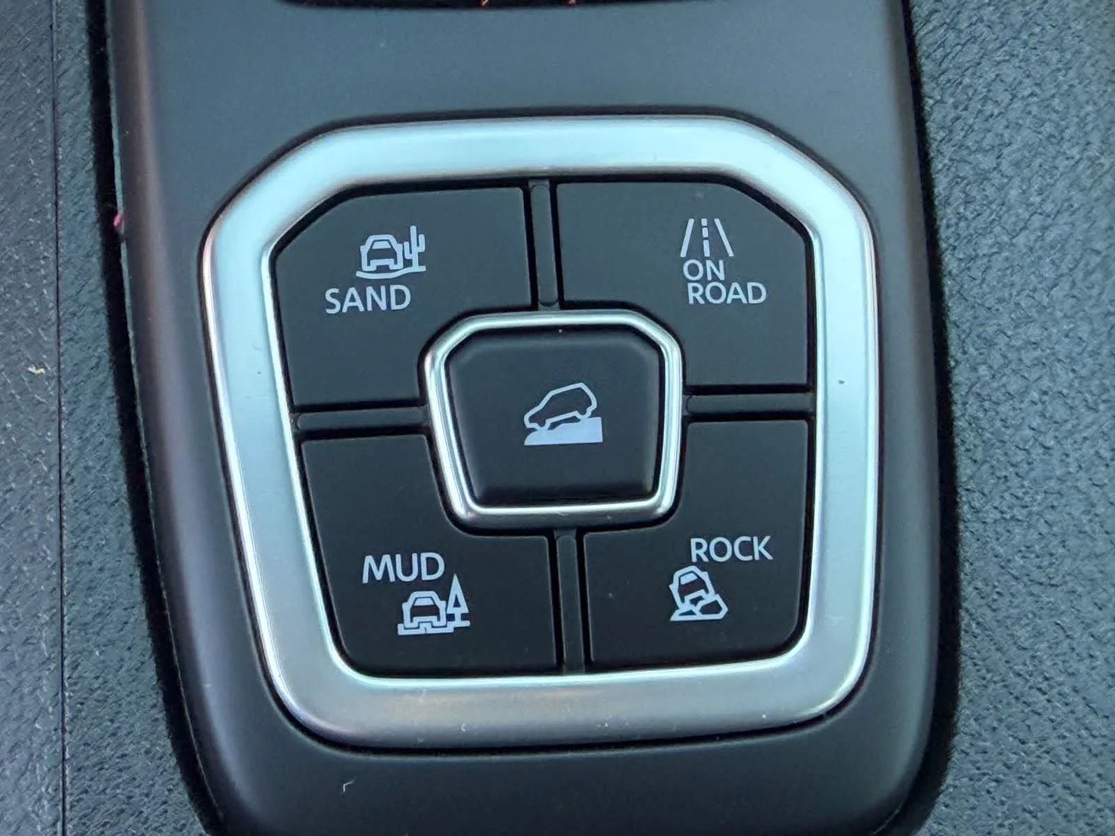 Certified Used 2026 Red Alert Nissan PRO-4X image 26